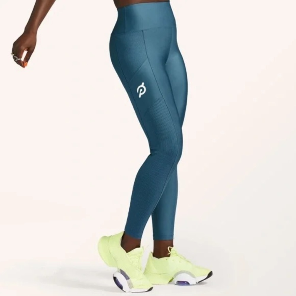 Peloton Show Up Pocket Legging Size M
